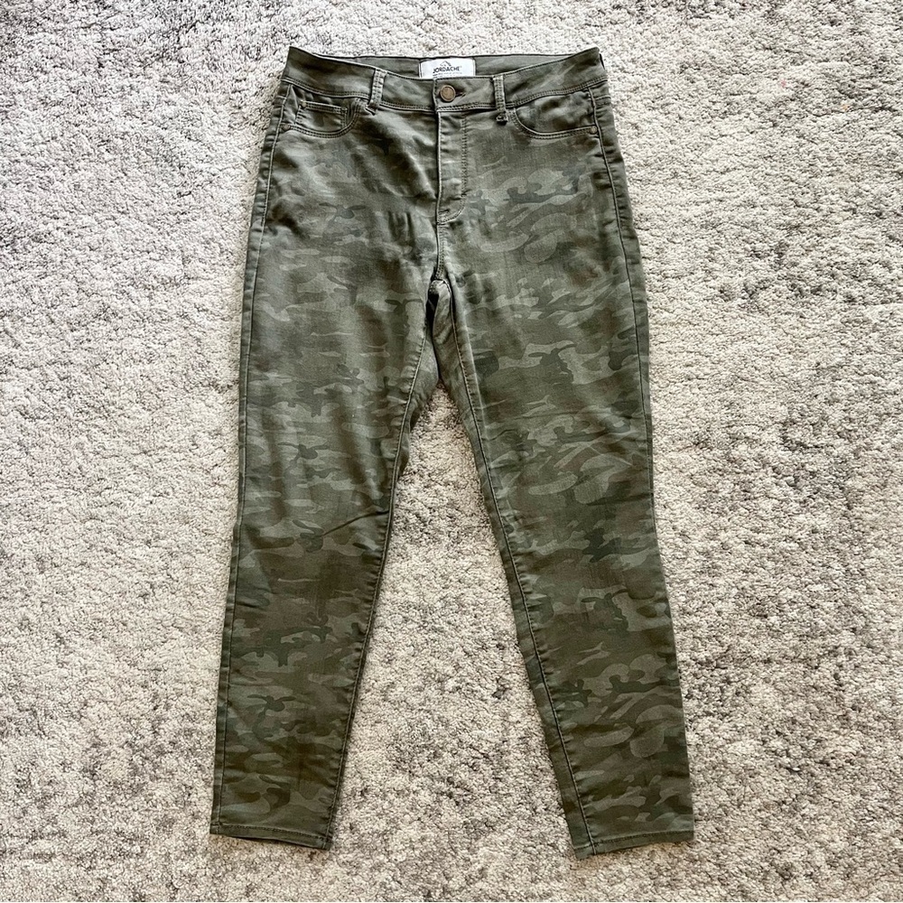 Jordache Camouflage Print Stretchy High Rise Ankle Jeans Leggings-Green-Size 8